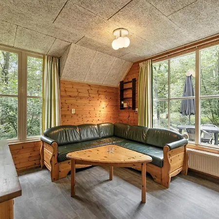 Eco Retreat In Herperduin 펜션 *